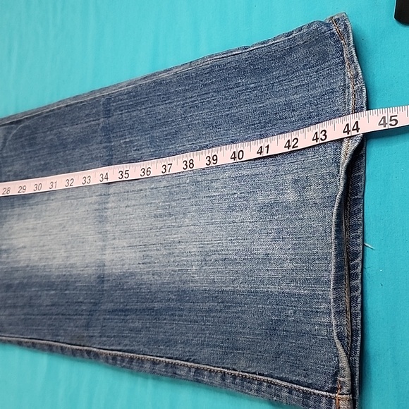 Not Of This World Jesus Medium Wash Distressed Denim Jeans, Size 33 - Picture 14 of 16